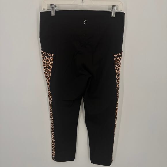 Zyia Active Black Leopard Side 20" Capri Leggings Size 16 / 18 - Picture 5 of 5